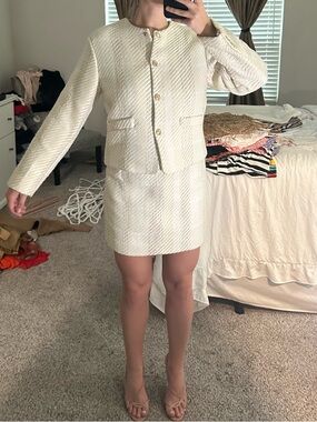 H&M Cream Tweed Mini Skirt